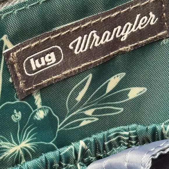 Lug Wrangler Crossbody and Lug Splits Wallet RFID - Picture 12 of 13